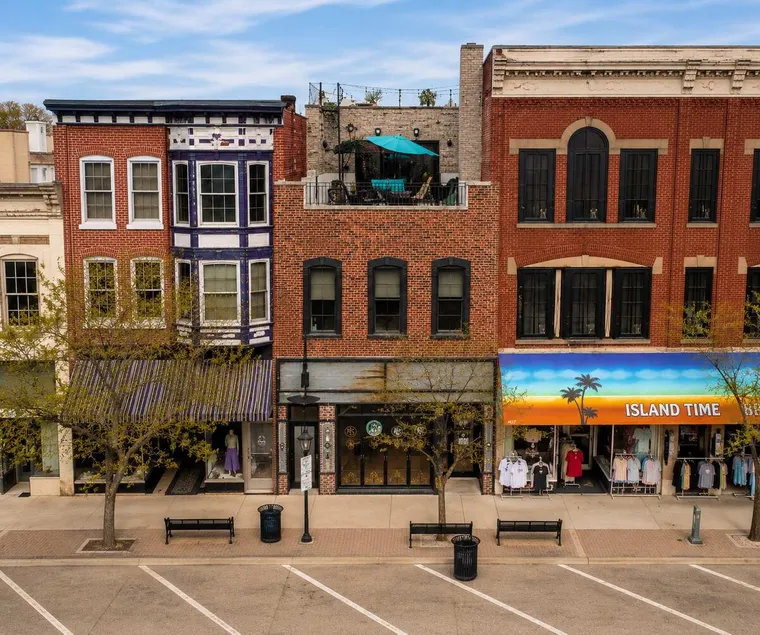 Luxury Downtown South Haven Condo W/ Rooftop Deck - Image 1
