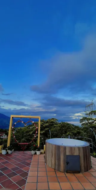 Villavicencio: nature, jacuzzi, games - Image 1