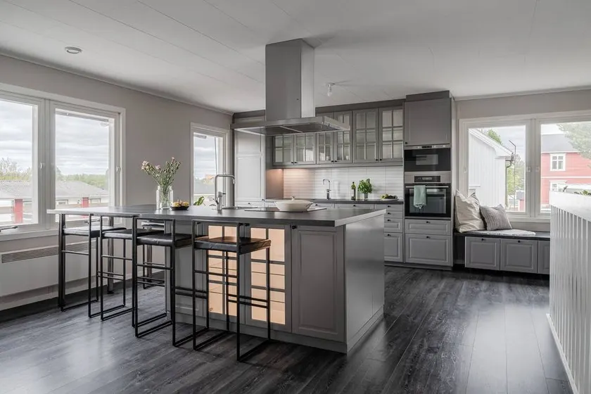 4 br modern family villa - Image 1