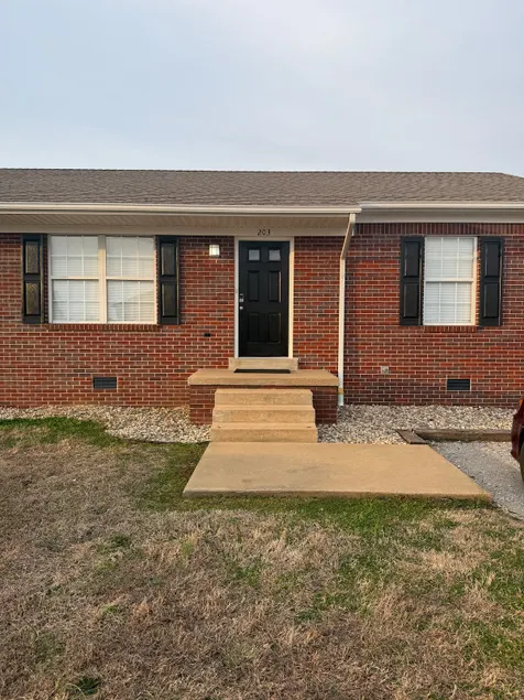 Cozy 2 bedroom Apartment in quiet Loretto, TN 203 - Image 1