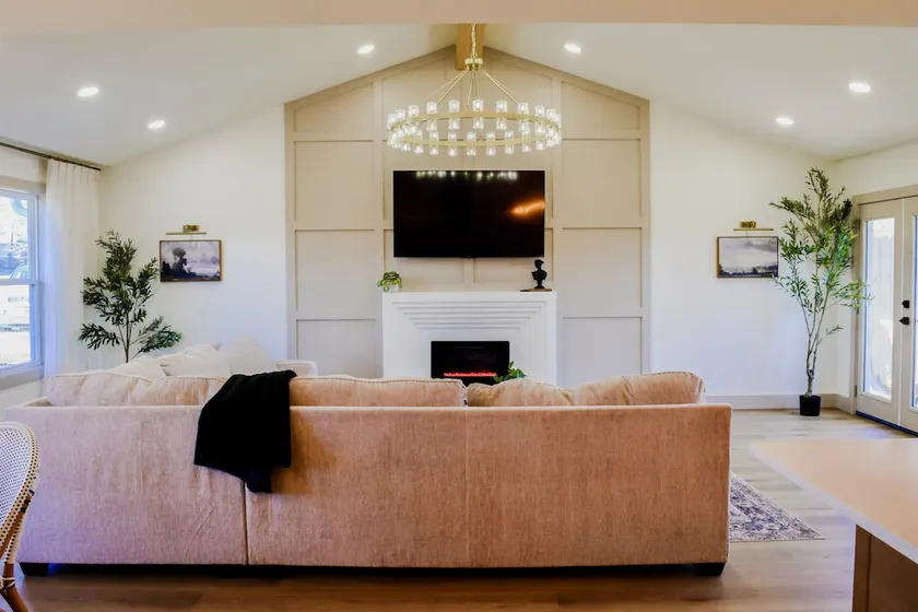 Boutique Retreat Between Greenville & Spartanburg - Image 1