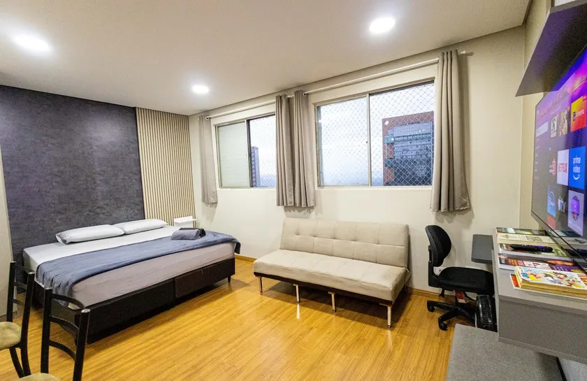 Charming Studio, right in the center, overlooking the river - Image 1