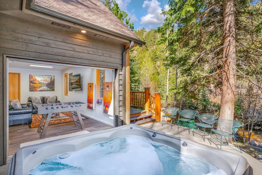 The Westbank - A Family Luxury Riverfront Retreat - Image 1