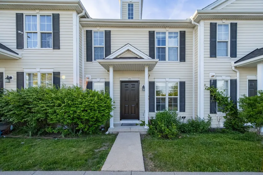 Vibrant 5BR Home Near Western | Sleeps 12 - Image 1