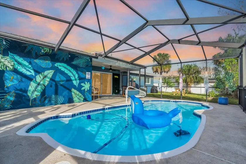 Private Pool • Near Beaches • Pet Friendly - Image 1