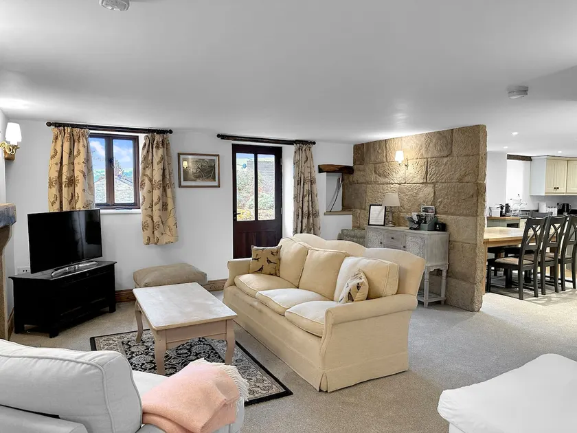 Stone Cottage Retreat in the Yorkshire Dales - Image 1