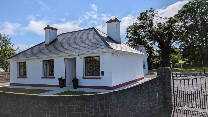 The Old Post Office Cottage - Image 1