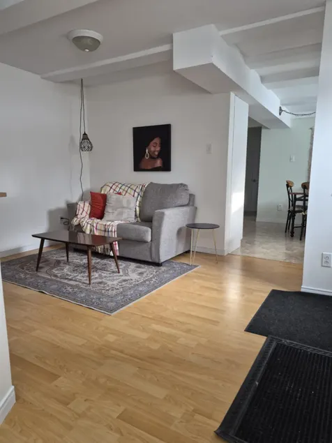 The cozy 2 bedrooms - Image 1