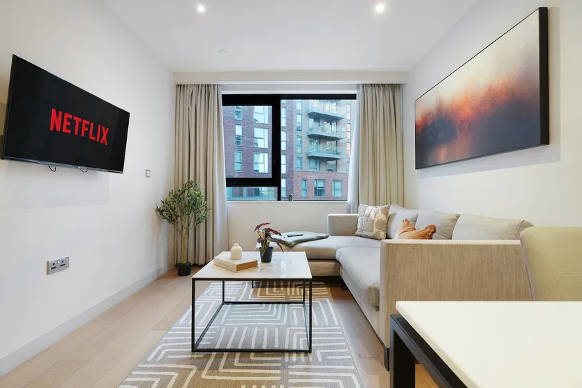 Tranquil and Modern One Bedroom Apartment - Image 1
