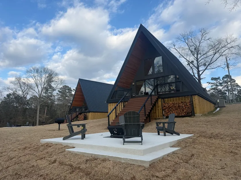 Harper’s Hideaway- Private Launch, Pier & Fire Pit - Image 1