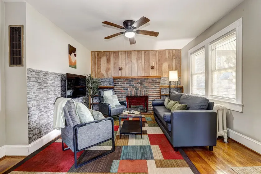 Johnnycake Junction Retreat-Family-Friendly 3BR - Image 1