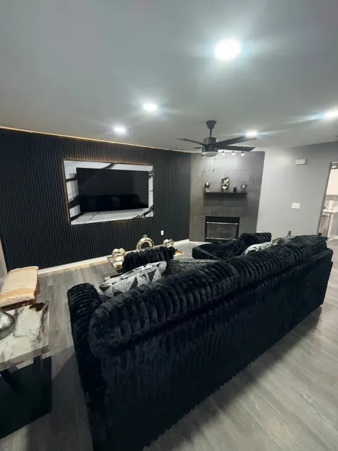 Cozy Luxe Escape 2 BR/2.5 BA/close to downtown. - Image 1
