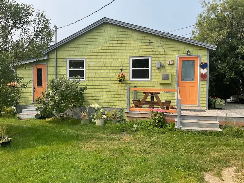 Furnished chalet. Quiet area. Sea view - Image 1