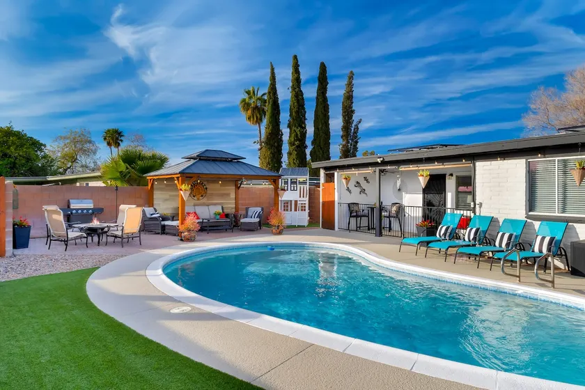 Cozy Desert Oasis-Pool- Fenced Yard-Pet Friendly! - Image 1