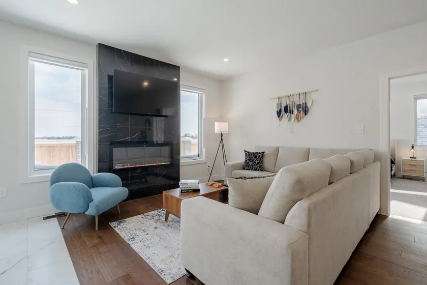 Modern 5 Beds| Sleeps 10*LuxKitchen*Laundry*Garage - Image 1
