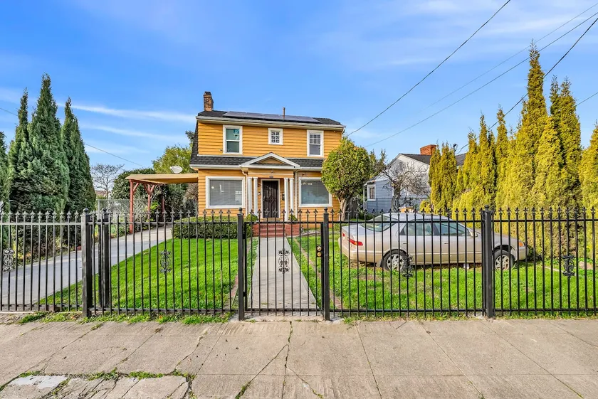 Quiet & Spacious 3BR Oakland House - Image 1