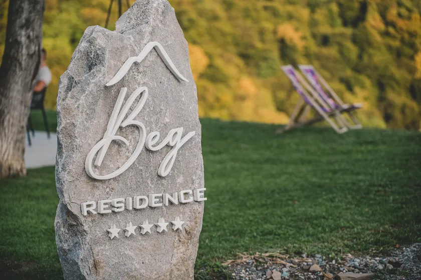 Beg Residence - Image 1