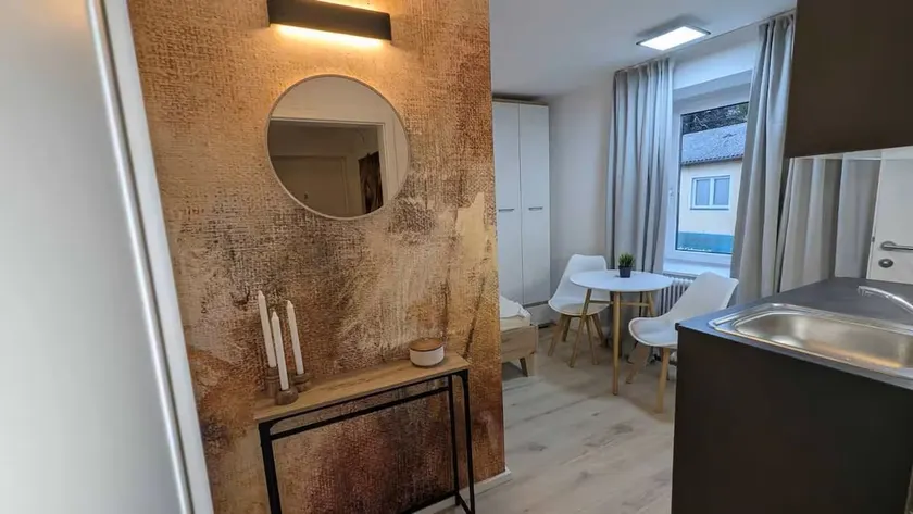 Modern micro apartment with kitchen & bathroom - Image 1