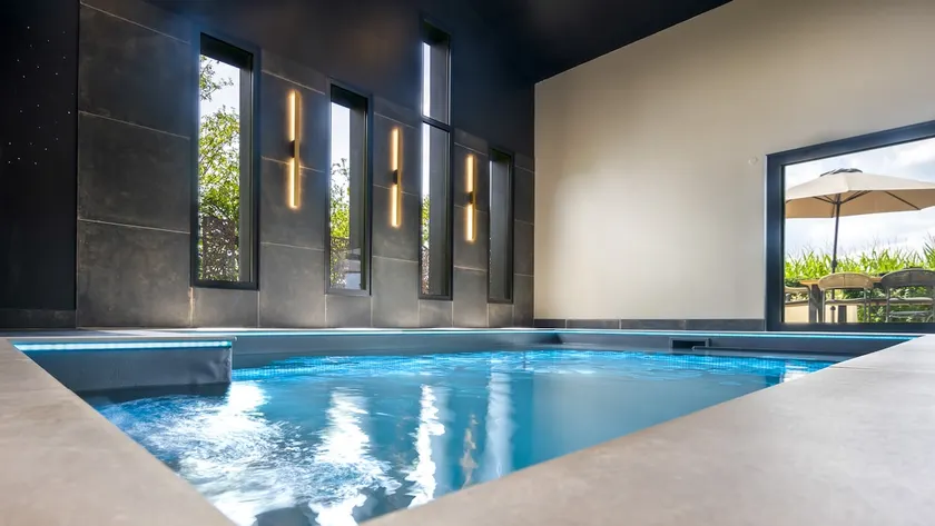 Ô Temps Suspendu _ indoor pool, spa, sauna - Image 1