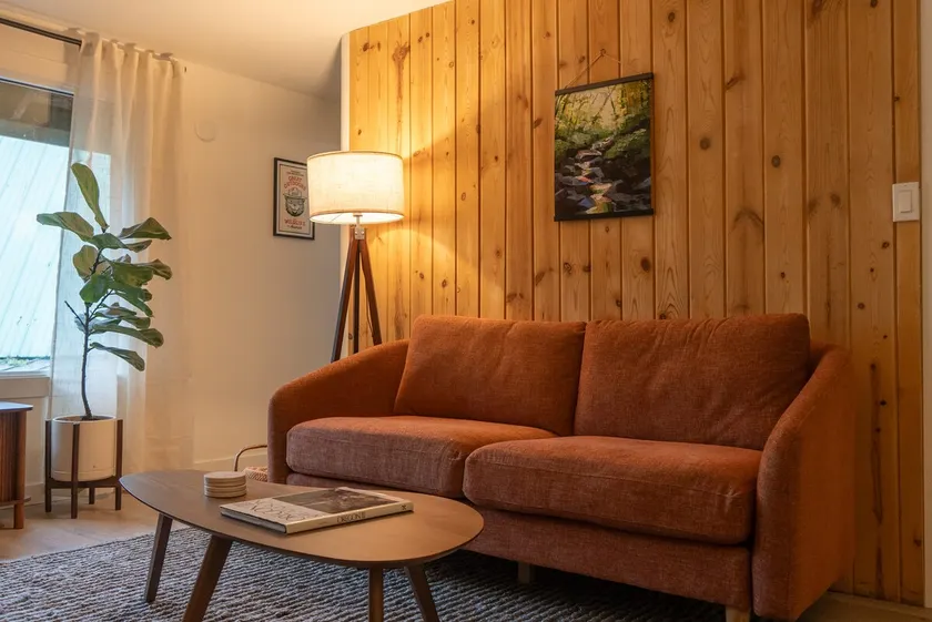 The McKenzie Hideaway- Cedar Suite! - Image 1