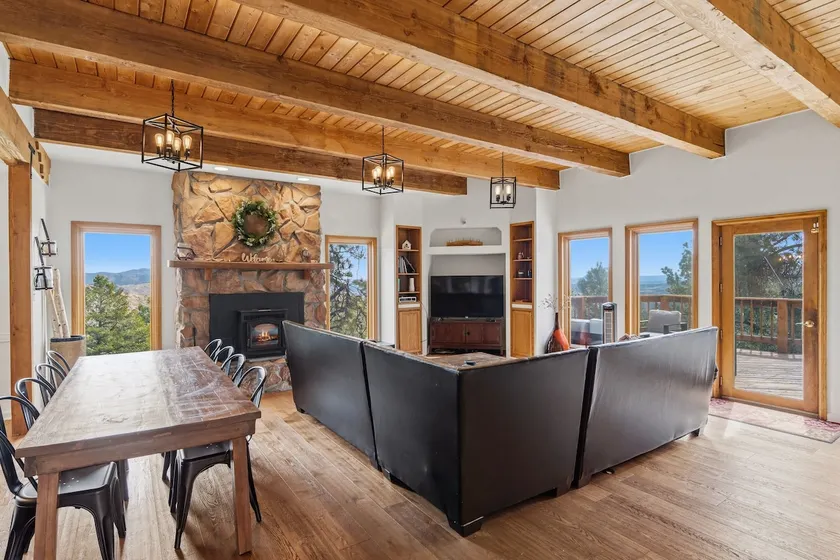 Private Bailey Mountain Retreat w/ Views, Hot Tub - Image 1
