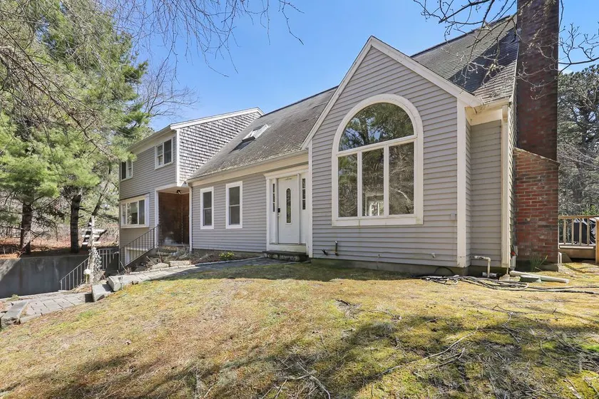 Family-Friendly Mashpee Retreat w/ Outdoor Fun - Image 1