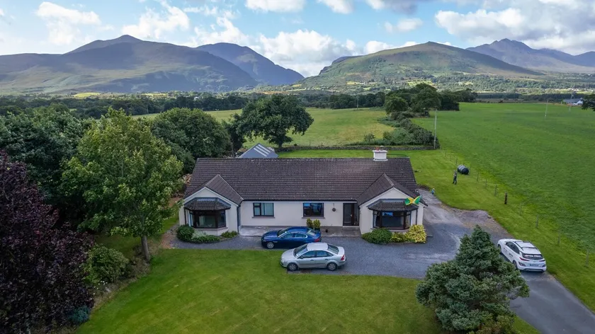 Five Oaks Beaufort close to Gap of Dunloe - Image 1