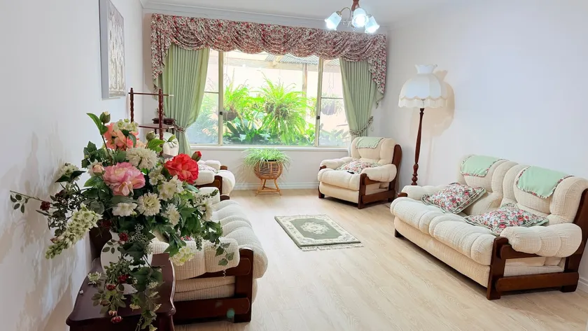 Beautiful Coastal Home in Geraldton - Image 1