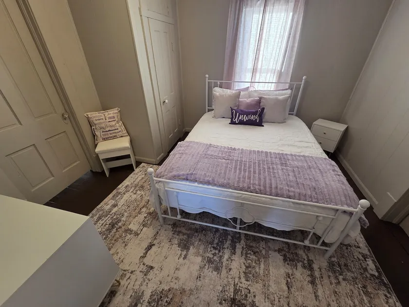 Campbell Suite Sleeps 6 - 3bd/1bath - Image 1