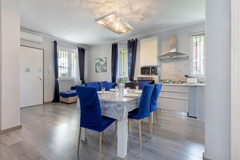 GuestHost - Relax & Fun Home between sea & city - Image 1