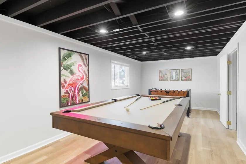 KC Home by Stadiums | 3 Kings 1 Queen w/ Game Room - Image 1
