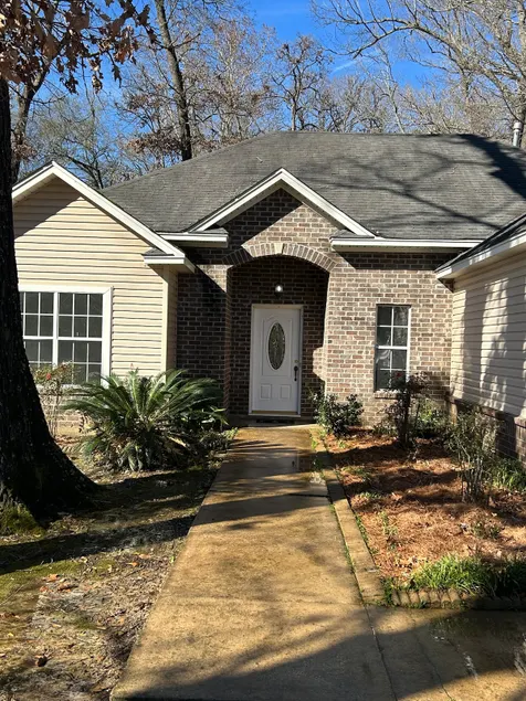 House at Lincoln Road 3 Bedr-3 Qbed & 2 Full Bath. - Image 1