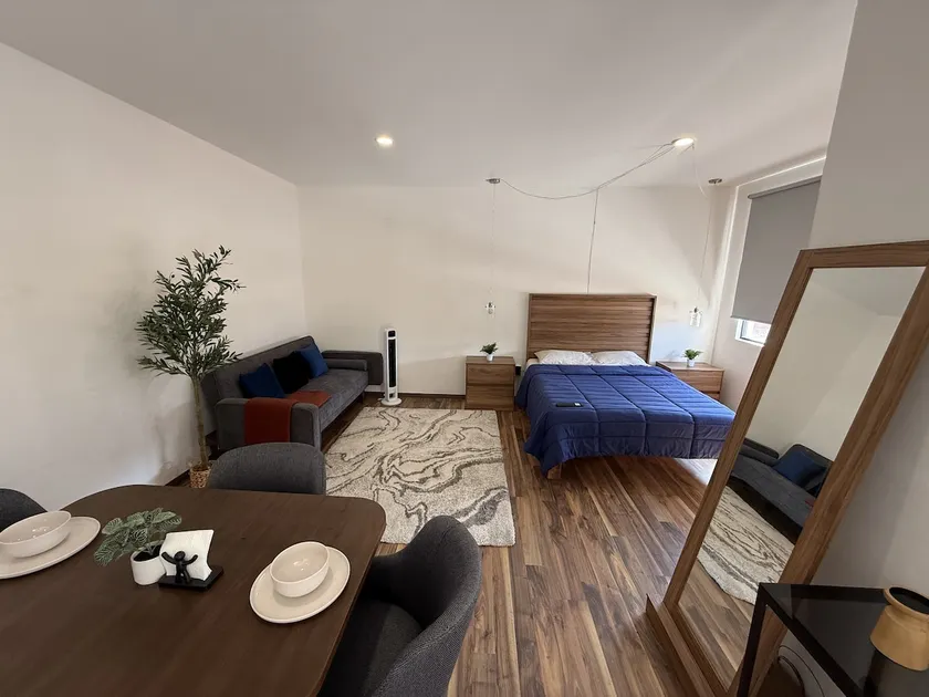 Las Americas Suite - Image 1