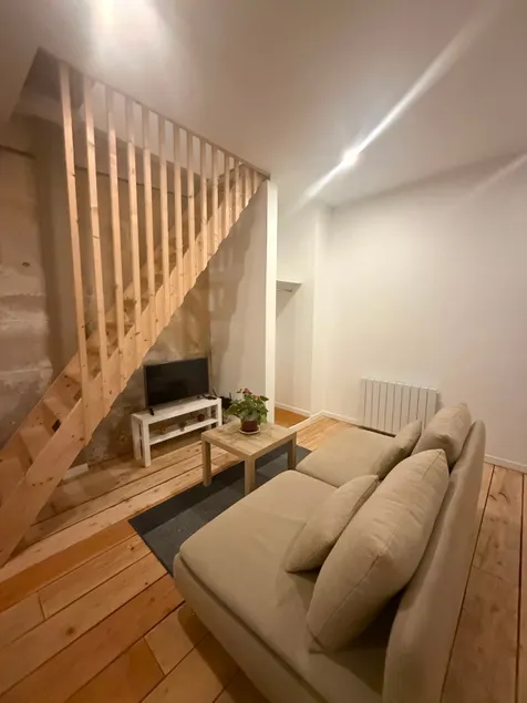 Authentic and welcoming apartment in Senlis - Image 1