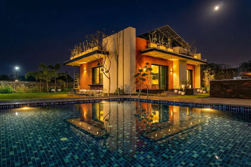 ELIVAAS Signature Prassanam Vatika 2-BHK Hillside Villa with Private Pool & Expansive 1-Acre Garden - Image 1