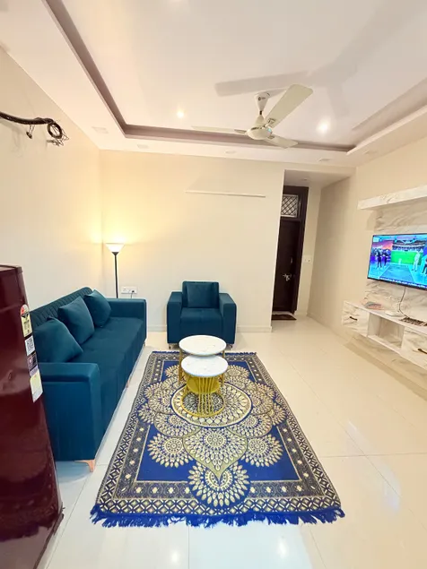2. Av Homes - Image 1