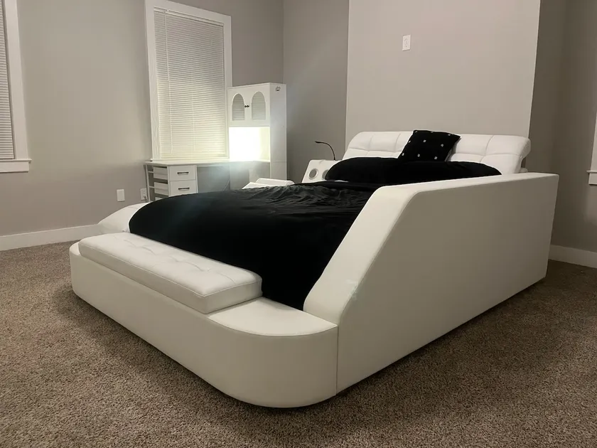 Enjoy Peace of Mind with a Modern Touch of Class - Image 1