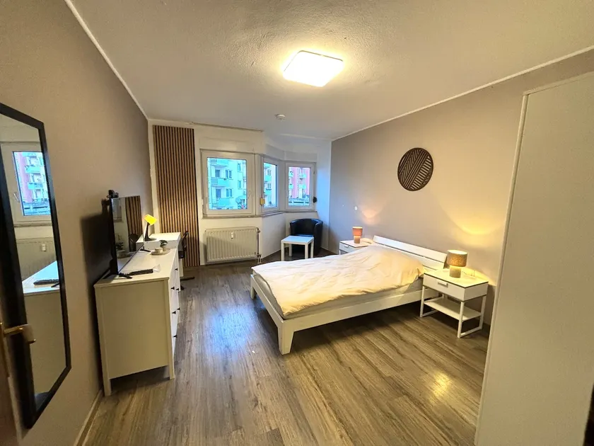 Cozy modern apartment - Image 1