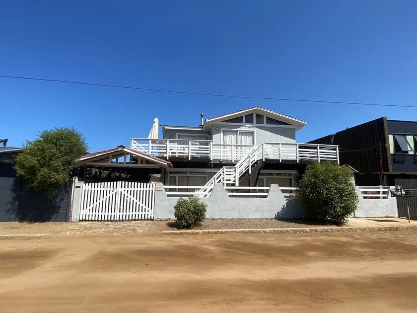 Brisas del Mar - Image 1