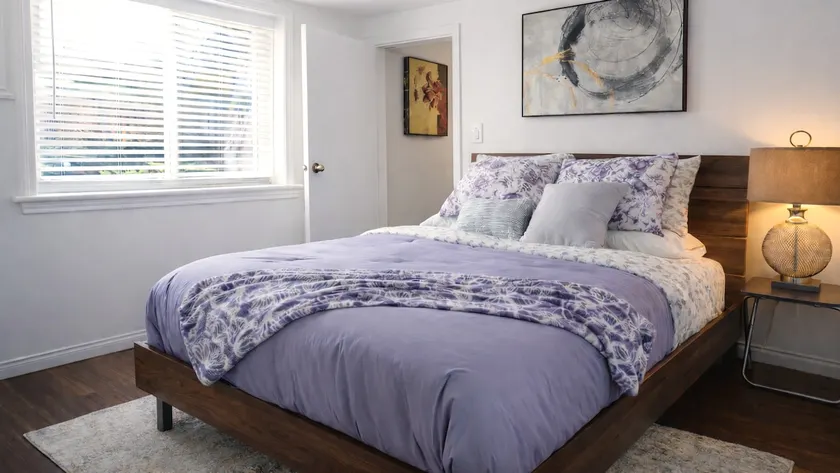 3-BR Home w/ AC | 9 mins to YVR | 15 mins to downtown - Image 1