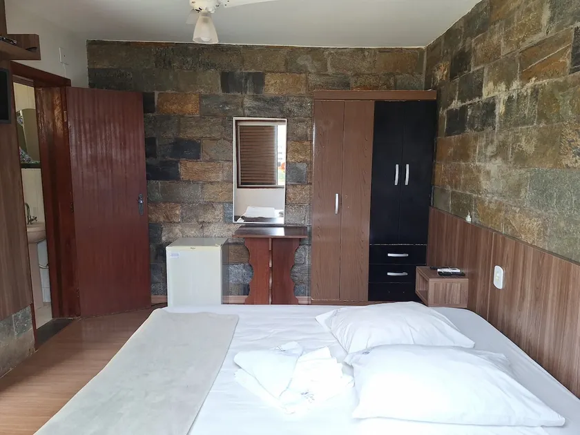 Pousada Lafevi, Violet Room - Image 1