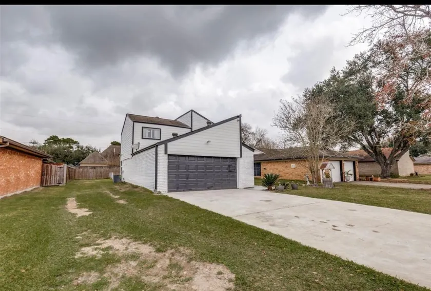 Beautiful, spacious, and clean house! - Image 1