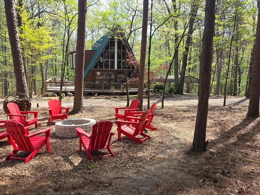 A-Frame; Near Lake-Waterfalls-Hiking Trails - Image 1