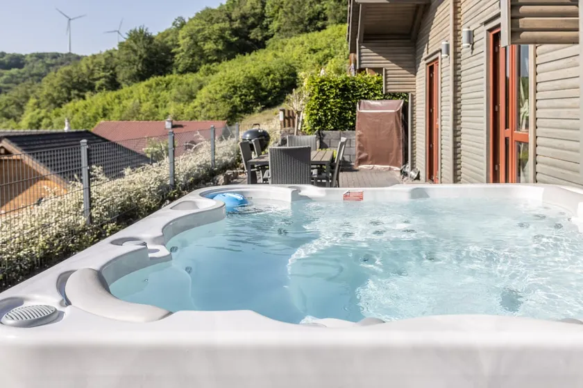 Sky-View Chalet am Waldsee - Image 1
