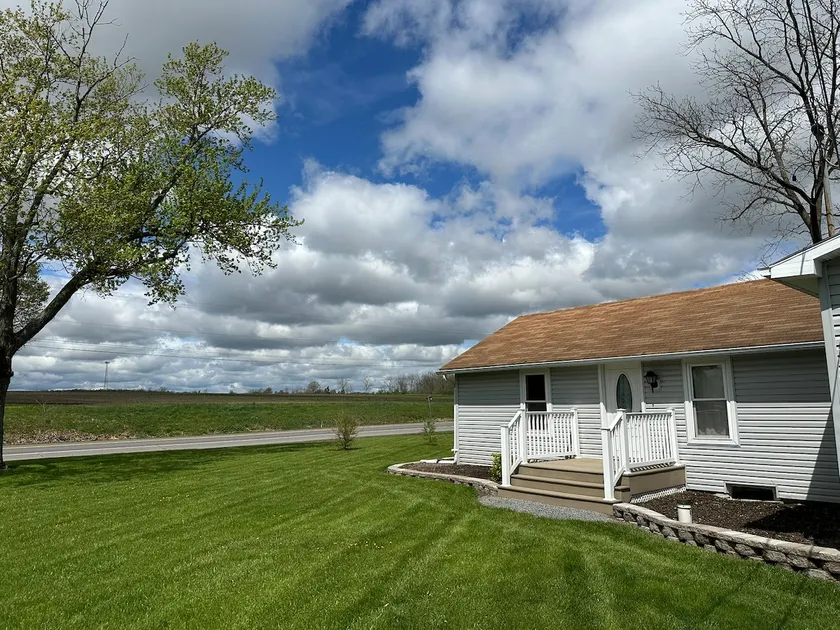 Finger Lakes Country Corner Cottage in Penn Yan - Image 1