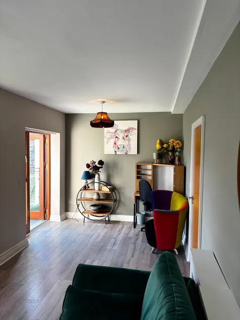 4 bedroom house in the heart of Ballisodare villag - Image 1