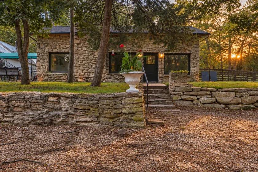 Peaceful Lake Cabin 3BD - Surrounded by Nature - Image 1