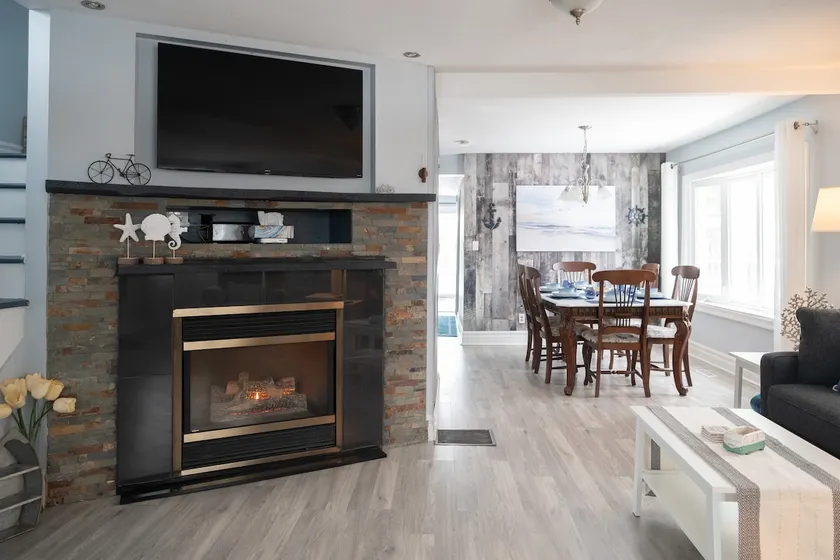 The Fairfield: Crystal Beach 3B2BA w/ Parking, BBQ - Image 1
