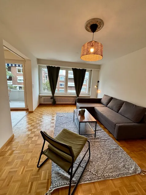 Basic Apartment in Witikon district - Image 1