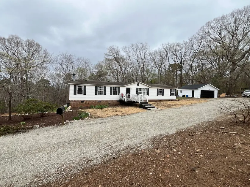 Pet friendly Remote Rural Retreat in New Hill - Image 1